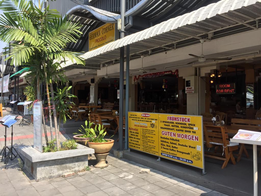 باتايا Piccolo Restaurant And Guest House المظهر الخارجي الصورة